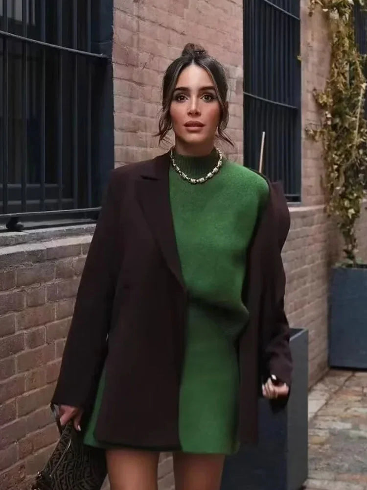 Élégance™ - Pull Côtelé et Jupe Mini