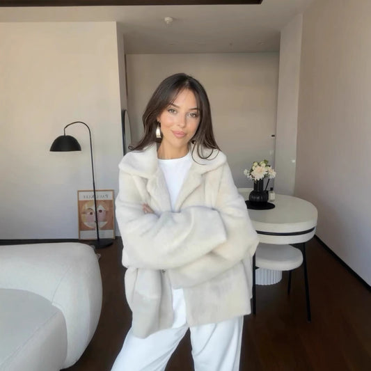 Mila Fluffy™ - Manteau Oversize en Fourrure Douce